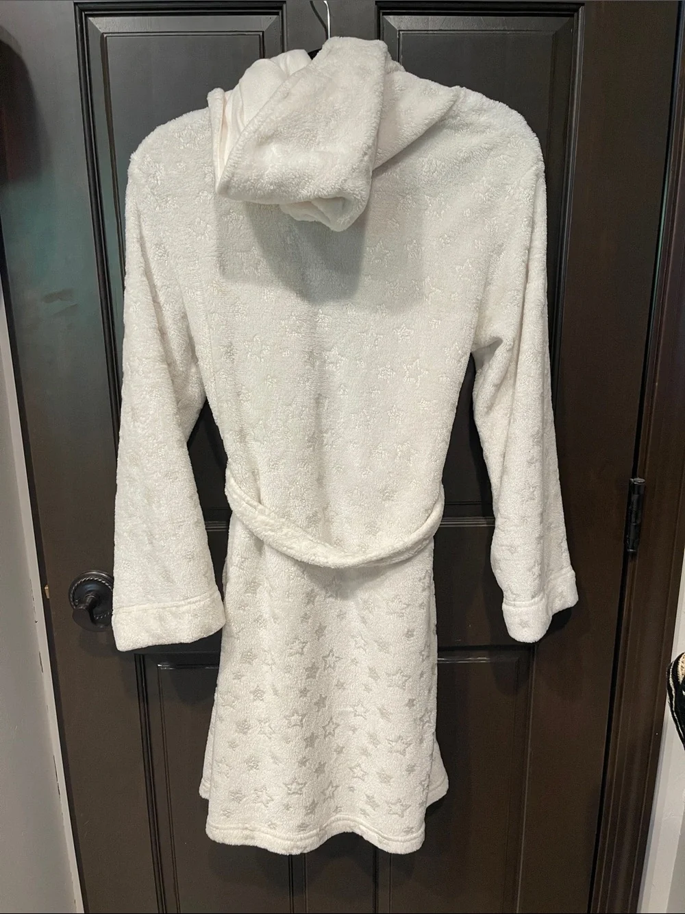 Cat & Jack White Plush Hooded Kids Bathrobe